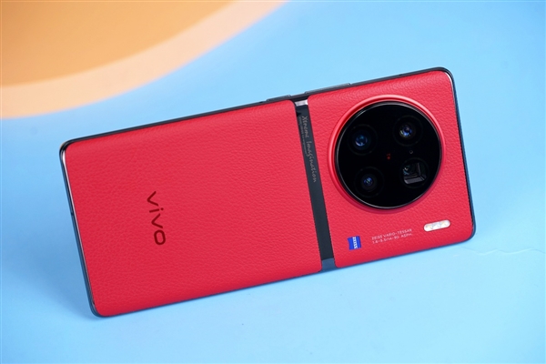 全球首发的第二代骁龙8！vivo X90 Pro+开箱图赏