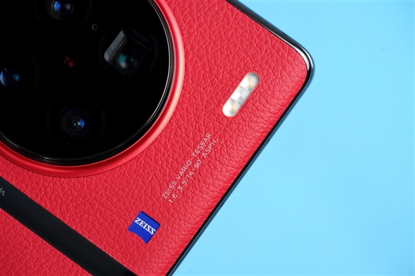 全球首发的第二代骁龙8！vivo X90 Pro+开箱图赏