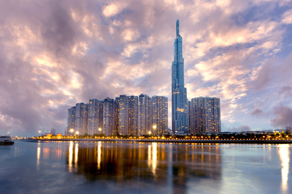 又一新造车赴美上市！估值千亿超蔚来