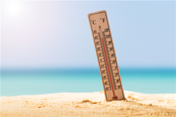 今年夏天逃不掉高温了:全球平均气温正在波动上升