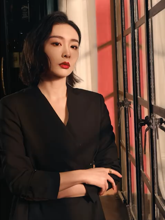 《狂飙》“大嫂”高叶上手小米13：照片美呆