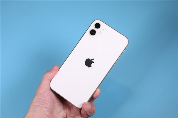 史上最贵苹果手机!iPhone15大涨价 这涨幅库克不惯你们