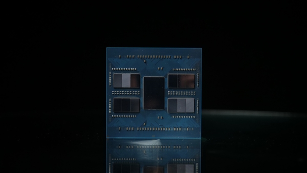 1152MB三级缓存天下无敌！AMD 96核心Zen4如虎添翼