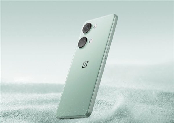 1TB“白菜价” 一加Ace 2V新版上架:2799元