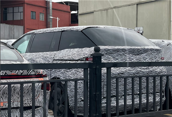 专为年轻人而来？何小鹏预告全新车型X9：“年轻态”MPV