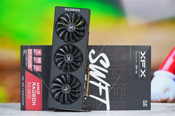 16GB显存非常能打!讯景RX 6800图赏