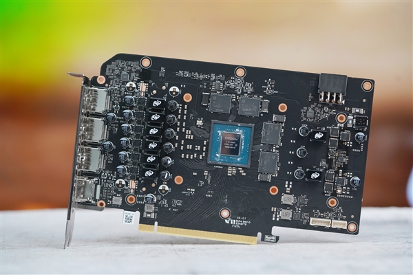 100FPS光追无压力！铭瑄RTX 4060 Ti 16GB显卡图赏