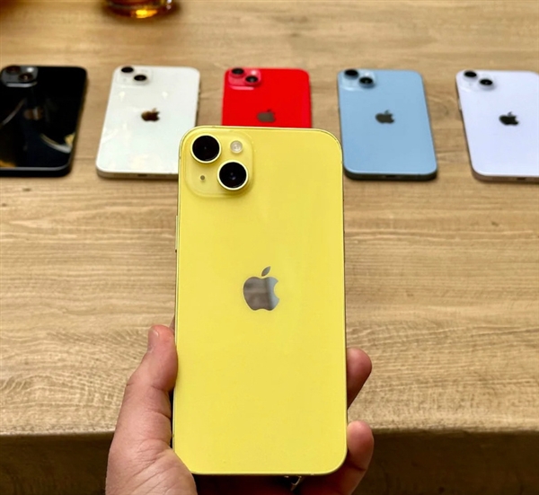 你要工作多久能买起?iPhone 15全球价格对比:国人加油
