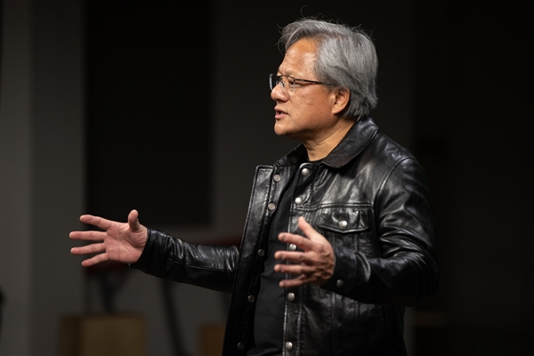 NVIDIA CEO黄仁勋卖出8.9万股票:三天轻松赚了3.1个亿