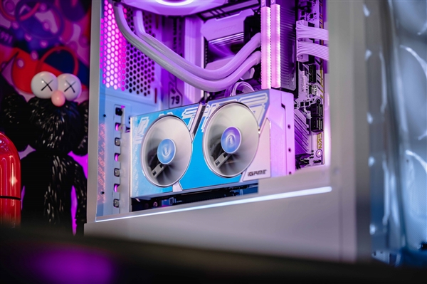 漂亮的双风扇RTX 4070!限时降价100元