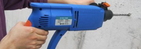 水泥钉怎么往墙上钉