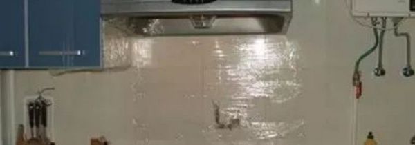 怎么防止油烟到墙上