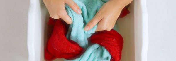 枇杷汁弄到衣服怎么洗干净