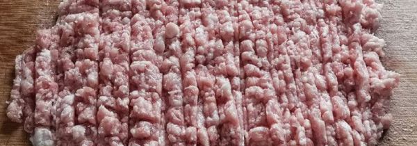 肉末下锅怎样才不起坨