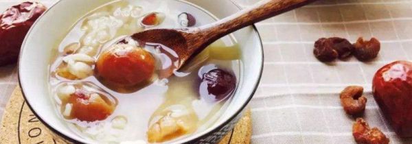 银耳凉性,经期能吃吗