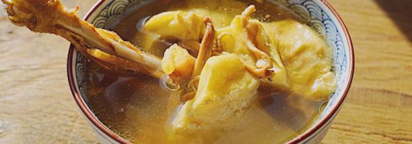 花胶鸡汤的功效与作用