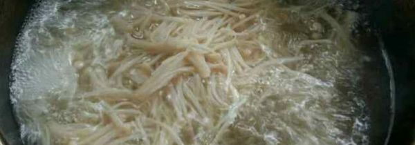 煮熟的金针菇第二天可以吃吗