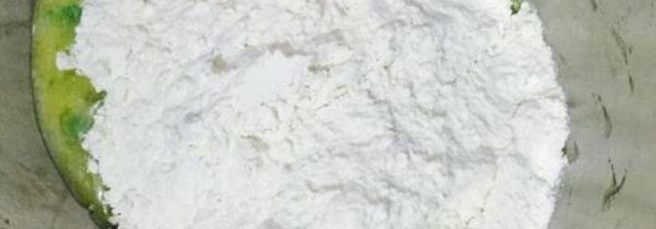 炸油条放碱还是小苏打