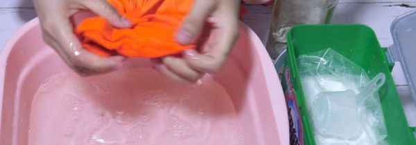 酒精对衣服有腐蚀性吗