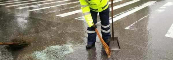 玻璃打碎了怎么处理