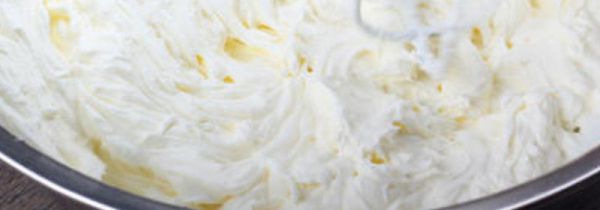 奶油越打越稀怎么回事