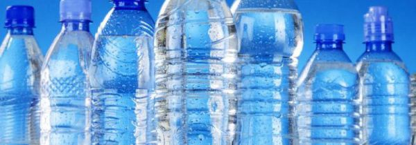 瓶子烫变形了水能喝么