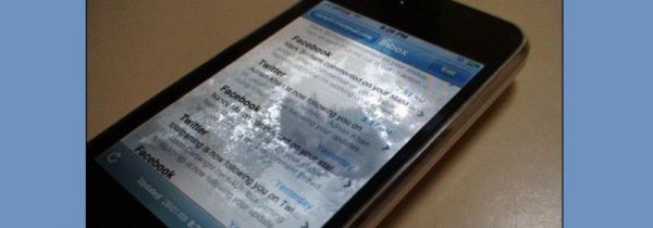 苹果手机掉水里怎么处理