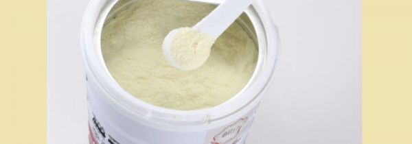 喝完的奶粉罐该不该戳破