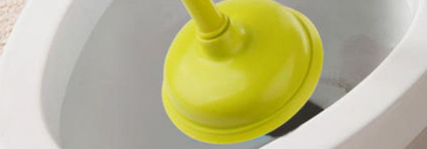 马桶堵得死死的怎么办