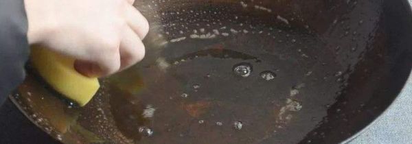 铸铁糊底怎么清洗