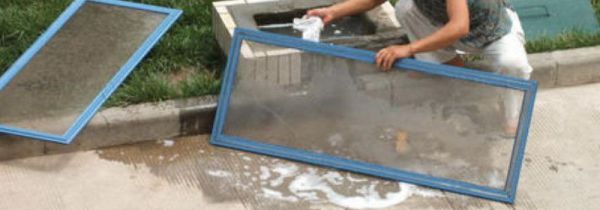 生活妙招清洗纱窗