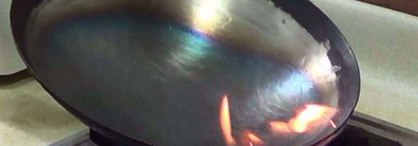 刚买的锅第一次用怎么清洗