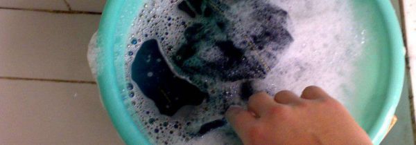 怎样让裤子永久不粘毛