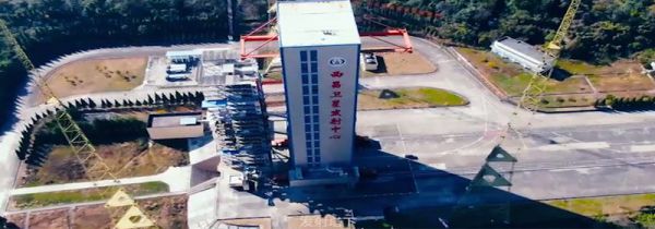 嫦娥四号探测器是在我国哪里发射