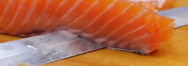 三文鱼如何去皮