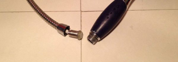 水管生锈了拧不动怎么办