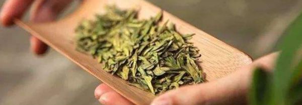 茶水去油漆味的原理