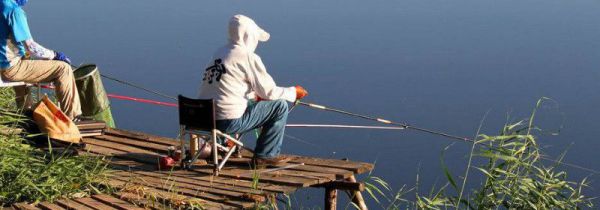 秋季钓鱼钓远还是近