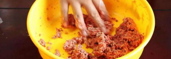 钓白条鱼饵料配方