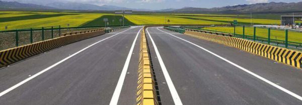 车跑高速方向盘要打多点才有反应