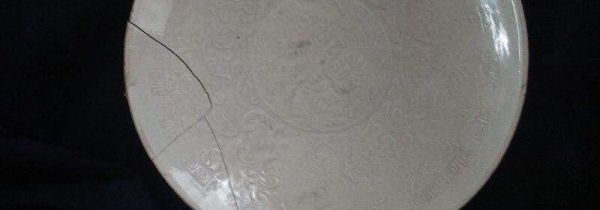 盘子裂了怎么修补