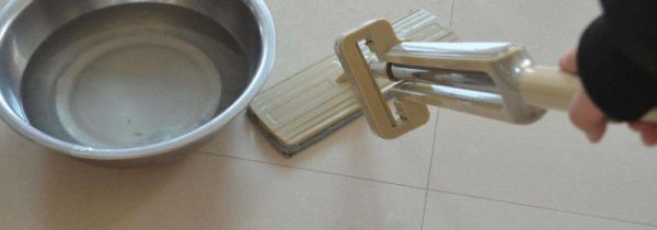 拖地加什么不易沾灰尘