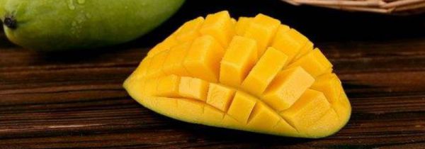 芒果和柿子一起能吃吗
