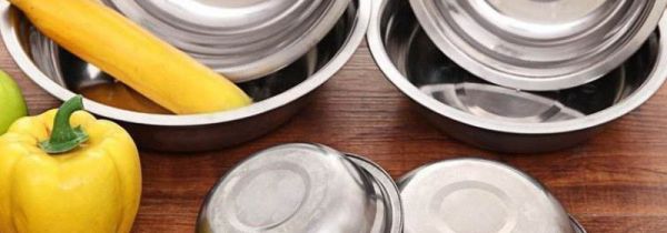 不锈钢碗蒸饭有没有毒