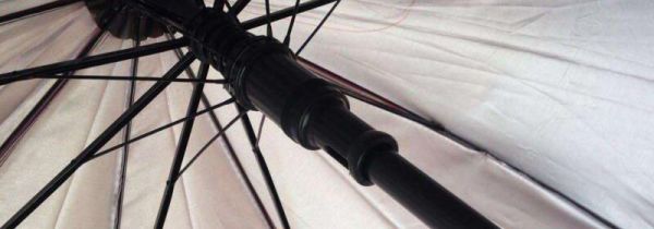 雨伞生锈怎么去除