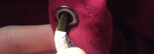 卫衣绳子怎么穿回去