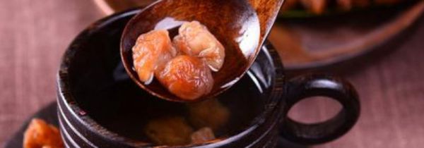 桂圆泡水去皮吗