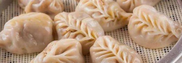 蒸饺粘盘子怎么处理