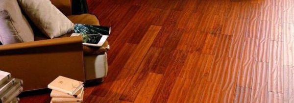 木地板有味道怎么去除