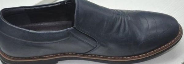 皮鞋放久了掉皮怎么办